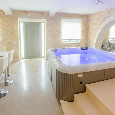 Nuelle Villa Tílisos